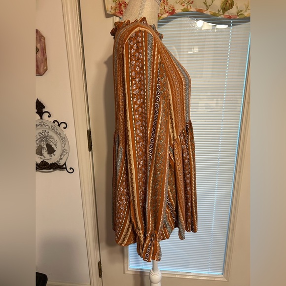 Blouse #5034 - Picture 2 of 5